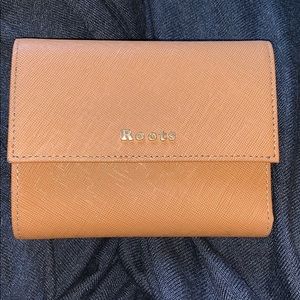 Roots leather trifold wallet